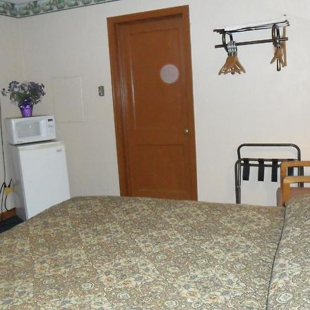 Rochester Motel Екстер'єр фото